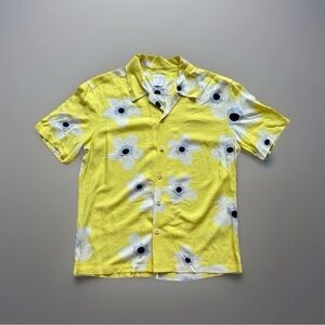 Sandro Paris Men's Floral Button Down Shirt - Yellow/White Flower Print (SMALL)